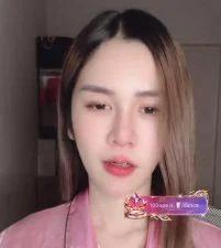 หลุดไลฟ์สาวไทยหน้าสวยเปิดอกยั่ว