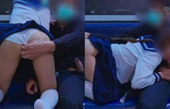 Onlyfans น้องริสาเย็ดบน MRT คาชุดนักเรียนแตกใน risahub