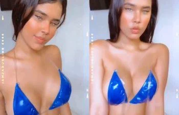 Onlyfans michelleerabbit สาวเปิดนมใหญ่เทปปิดหัวนม
