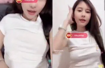 Onlyfans สาวหื่นหุ่นเซ็กซี่เสื้อยืดขาวบางดึงเสื้อขึ้นโชว์นมใหญ่ยั่ว