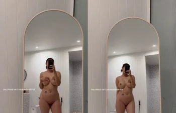 Onlyfans ngngam สาวหุ่นอวบนมใหญ่โตยืนเปลือยถ่ายกระจกโชว์หี